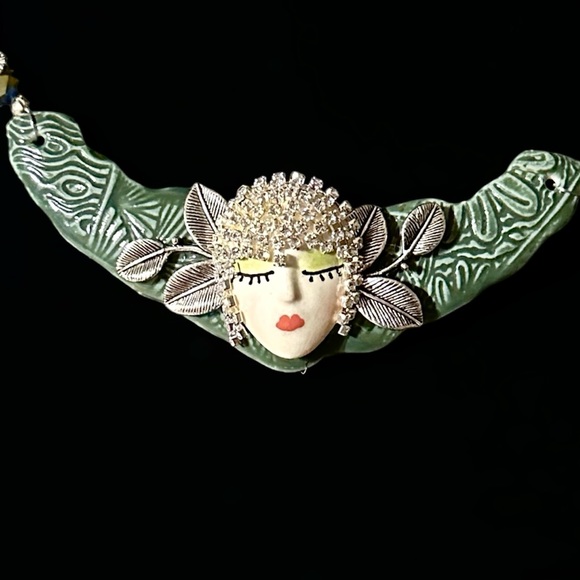Signed Hand-Painted Art Deco Porcelain Necklace w/ Rhinestones & Beads. RARE - Picture 2 of 9